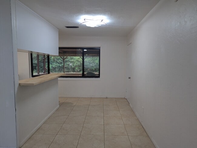 Photo - 2002 NE 15th Ter