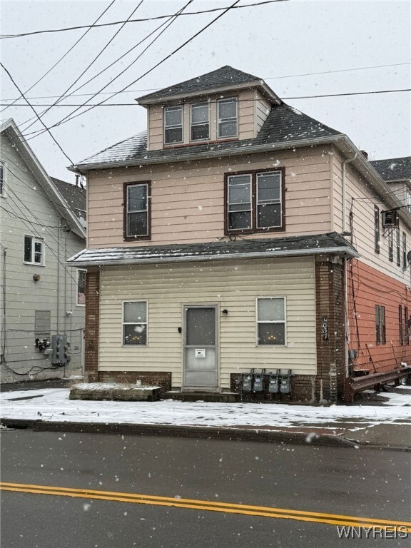 Building Photo - 1037 Walden Ave Rental
