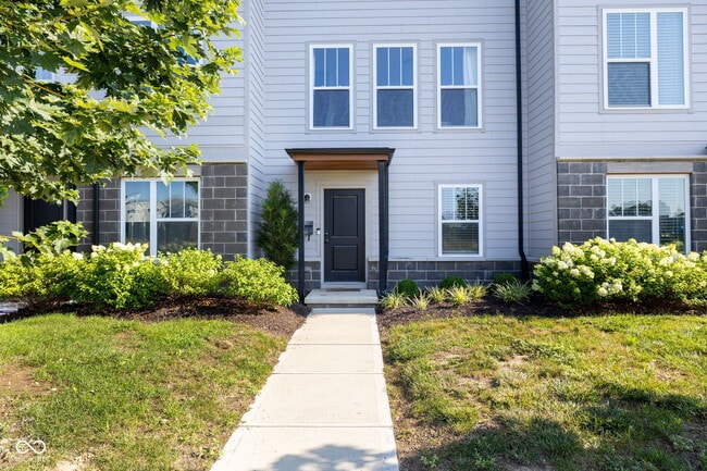 Photo - 2938 W New York St