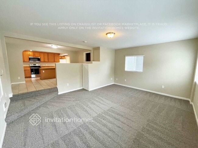 Photo - 10311 D St E