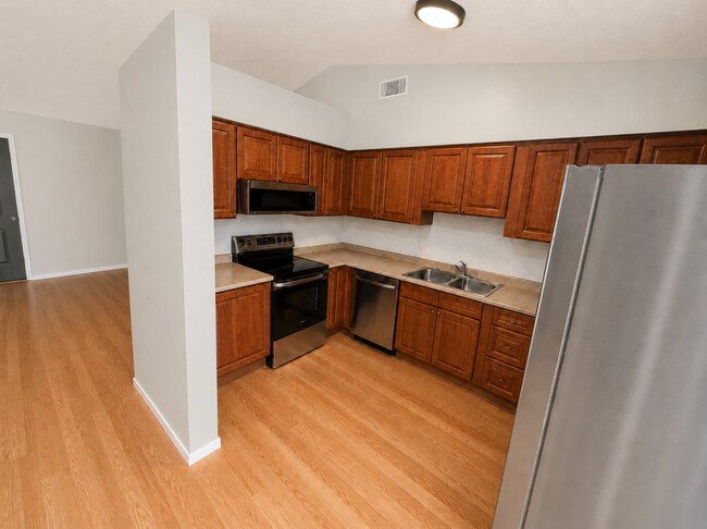 Photo - 907 Orange Ave