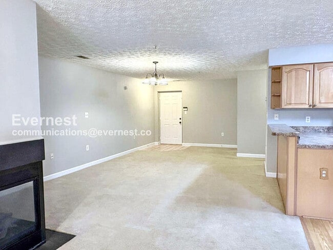 Photo - 619 Admiral Dr Unit 102