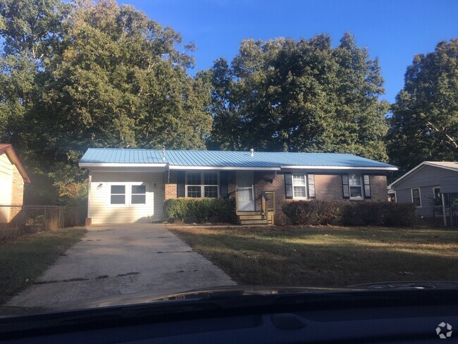 Building Photo - Madison Co. – Hull, GA – 3Bedroom, 1.5 Bat... Rental