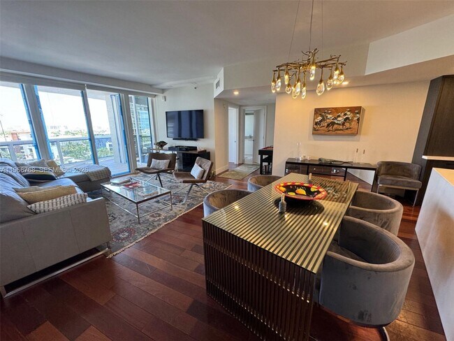 Photo - 400 Alton Rd Unit 905