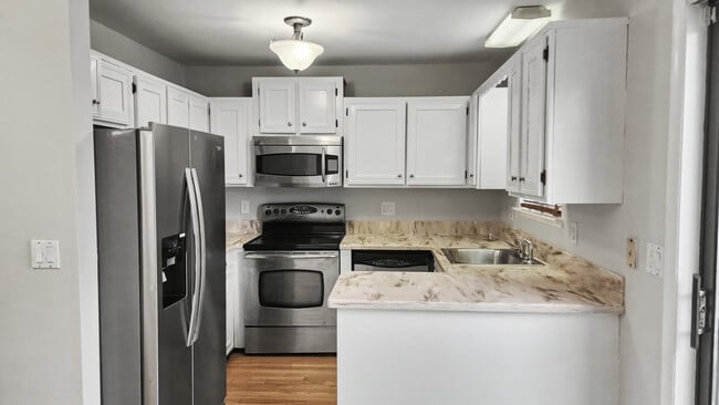 Photo - 1 Horizon Dr Unit APT 2