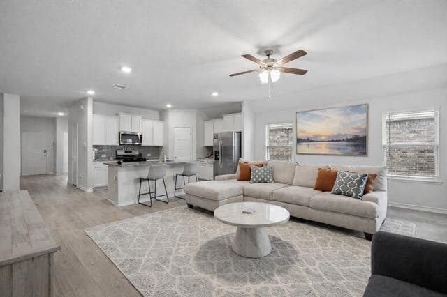 Photo - 10104 Sunnyview Ln