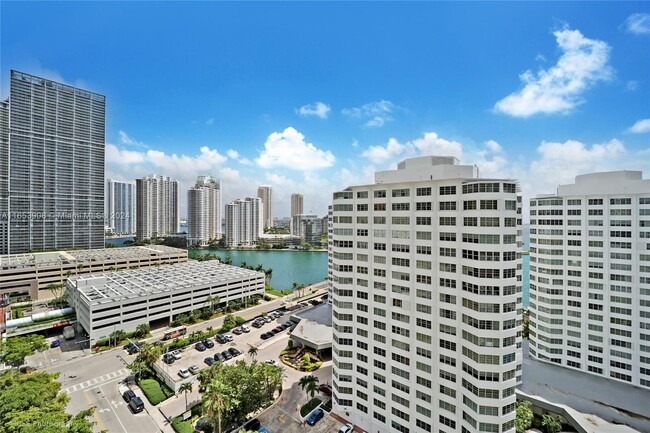 Photo - 950 Brickell Bay Dr Condo Unit 1611