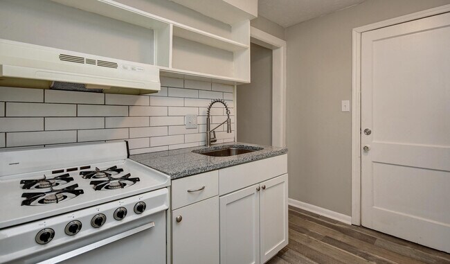 1692 Bryden Rd