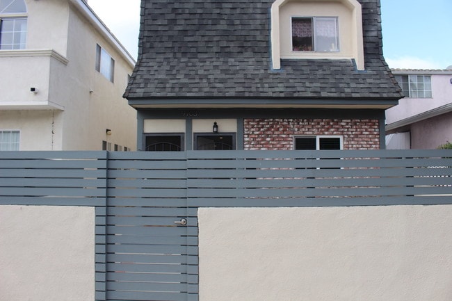 Front Gate - 9703 National Blvd Unit 1