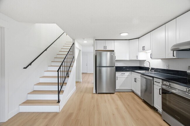 Rolling Hills Townhouses