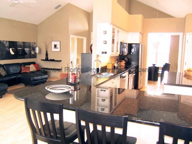 Photo - 8497 Island Palm Cir