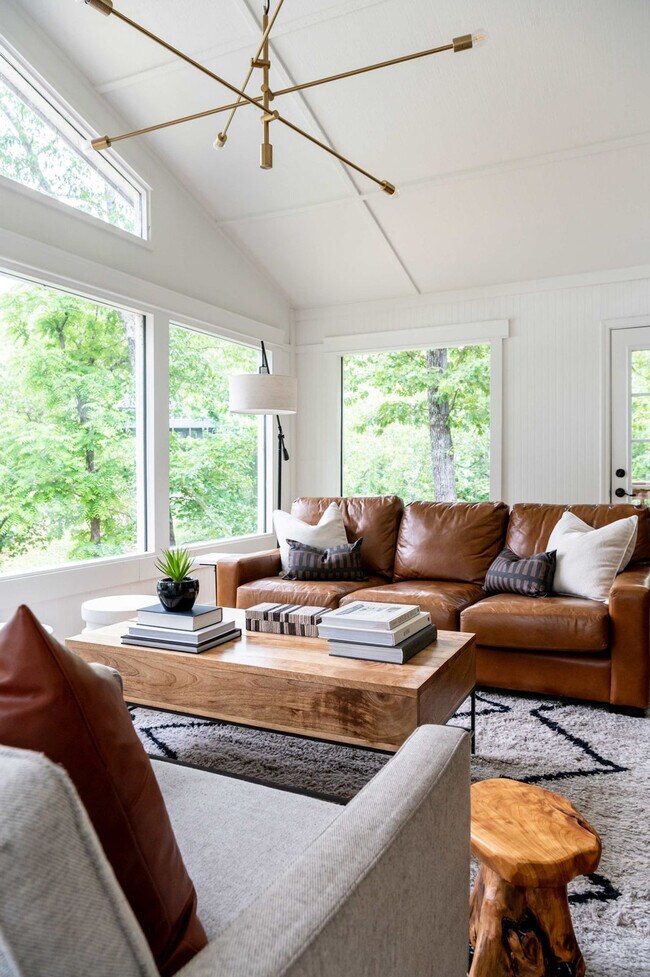 Photo - 38 Swanage Dr Unit ID1312102P