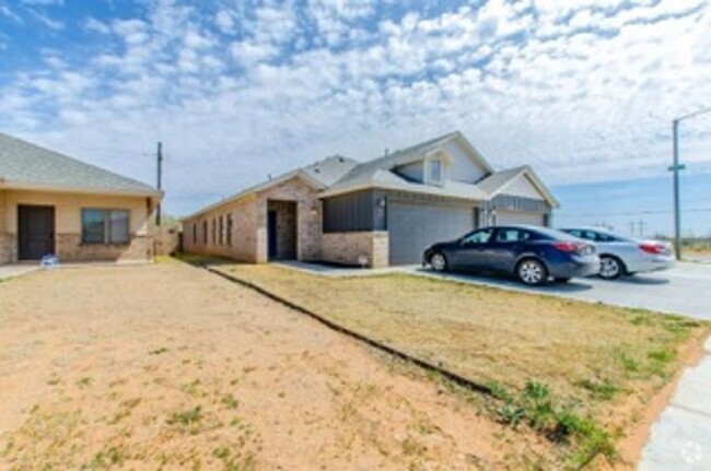 Building Photo - 4 Bedroom 2 Bath Unit, Frenship ISD! Rental