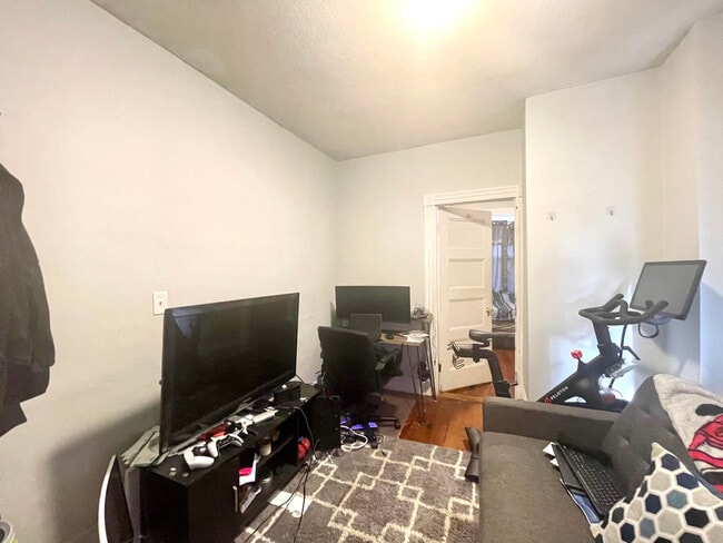 Photo - 13 Perry St Unit 1