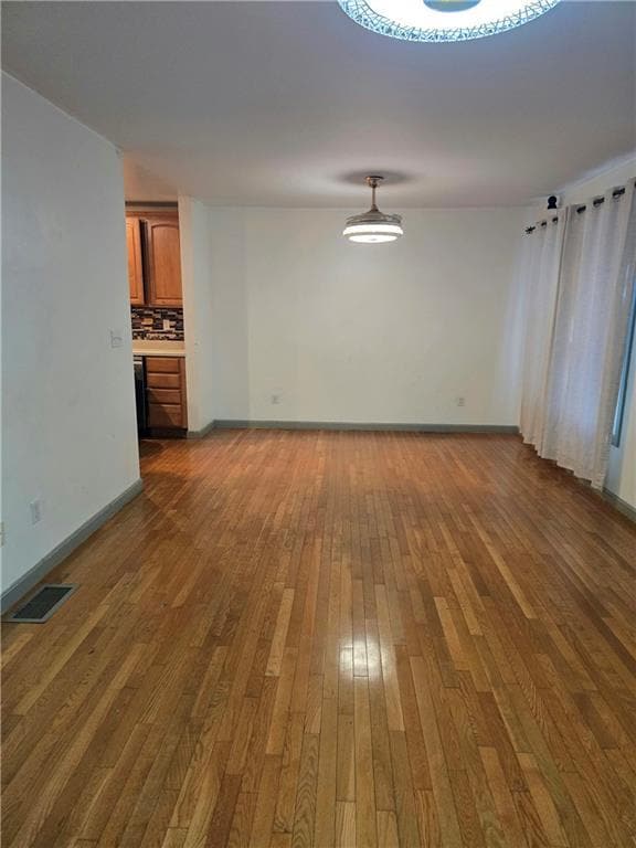 7 Dosco Dr