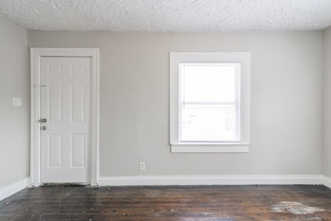 Photo - 1017 Holland Ave