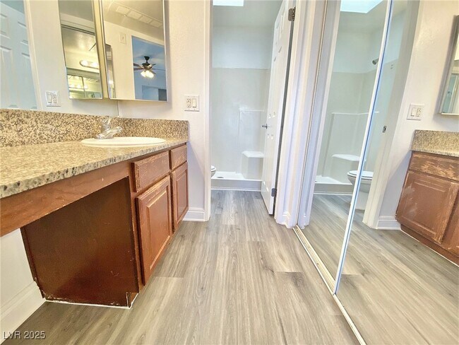 Photo - 5154 S Jones Blvd Unit 201