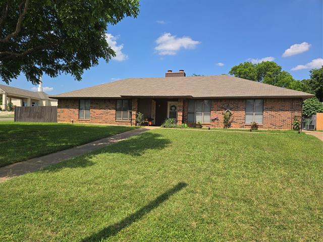 Building Photo - 7451 N College Cir