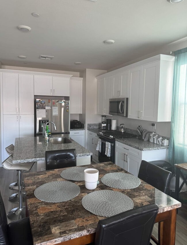 Photo - 211 N Vincent Ave