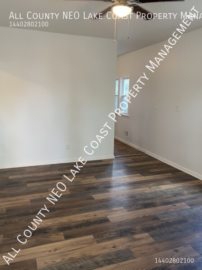 2084 Dowd Ave Unit Up