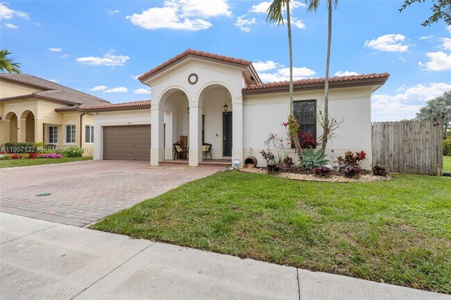 Photo - 3924 NE 15th St