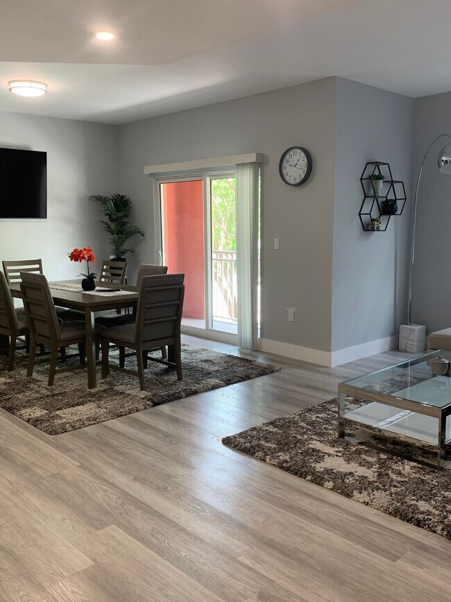 Photo - 10902 NW 83rd St Unit 216