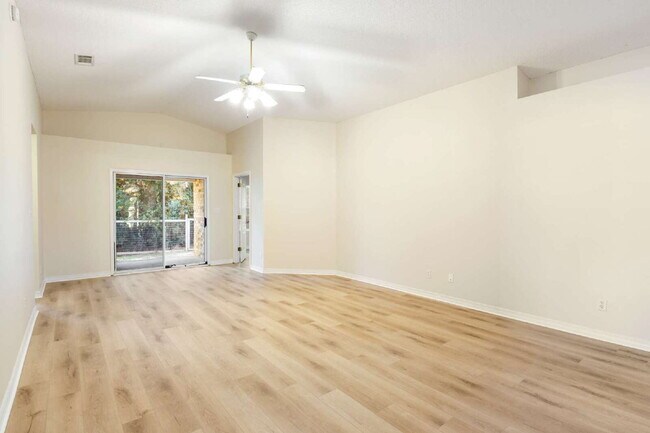 Photo - 4 bedroom 2 bathroom home in SW Pensacola ...