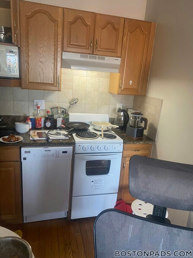 Photo - 1110 Commonwealth Ave Unidad 416