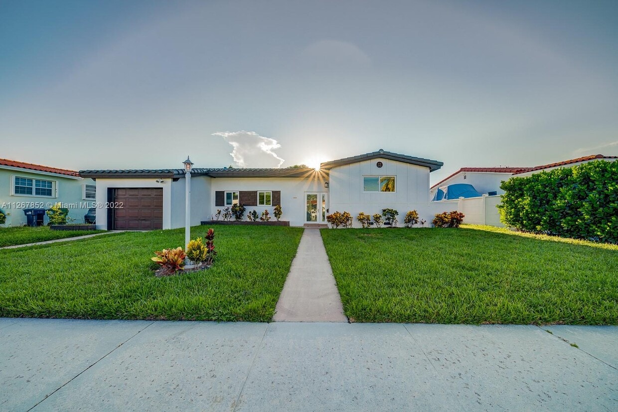 Photo - 1825 SW 86th Ave (Miami, FL)