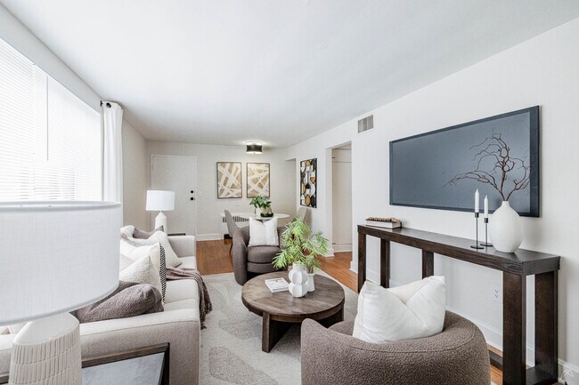 Photo - The Shelton at Cameron Court