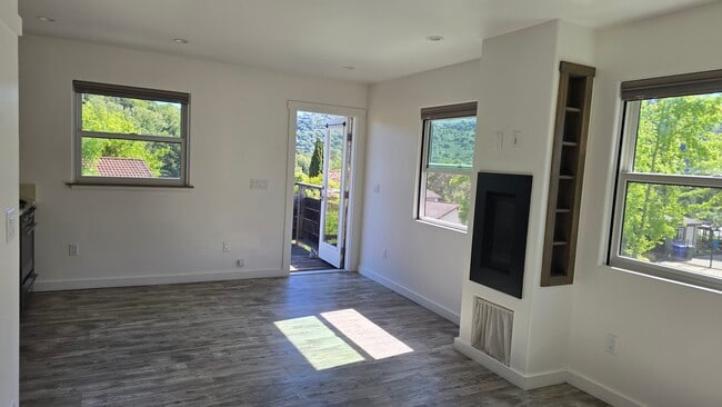 Photo - 5913 Amend Rd Unit Studio