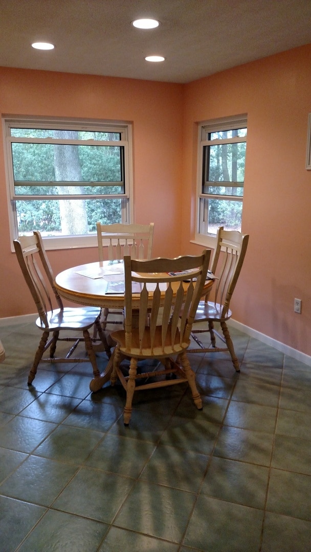 Photo - Beautiful 4/2.5 home in quiet neighborhood