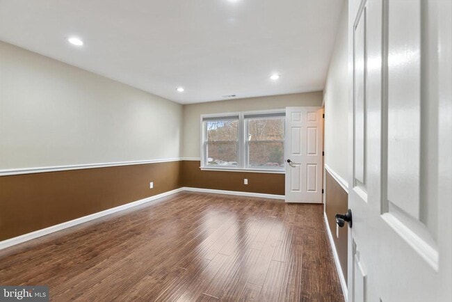 Photo - 4807 Birch Cir Unit 142