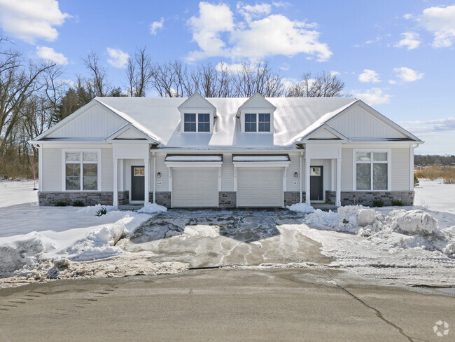 Building Photo - The Grand Meadows Rental