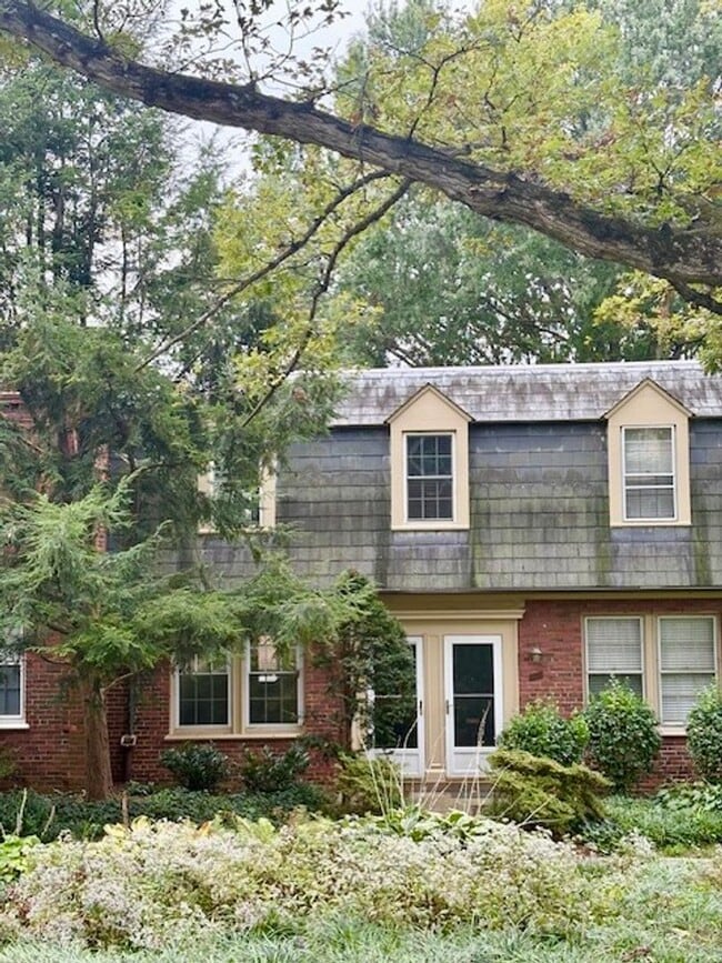 Photo - Updated 1BR/1BA 2-level TH in great location