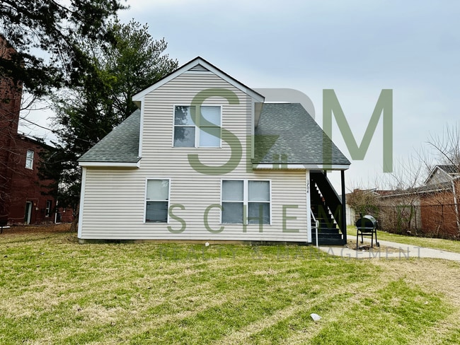 Building Photo - Updated 1BR in Portland! *Section 8 accepted* Unit 1704-3