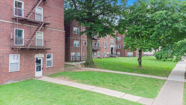 Photo - 836 Jersey Ave Apartments Unit B9