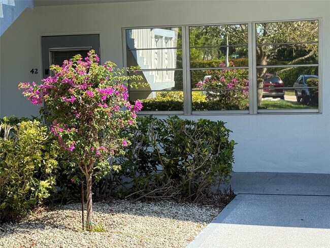 Photo - 42 Tilford C Unidad 42