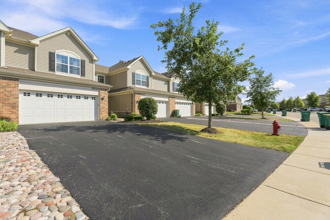 15121 Quincy Cir