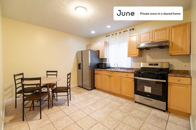 Photo - Room in Shared 3 bed/2 bath home Unidad C