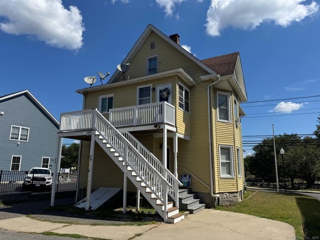 Building Photo - 173 Wakelee Ave Unit 2 Rental