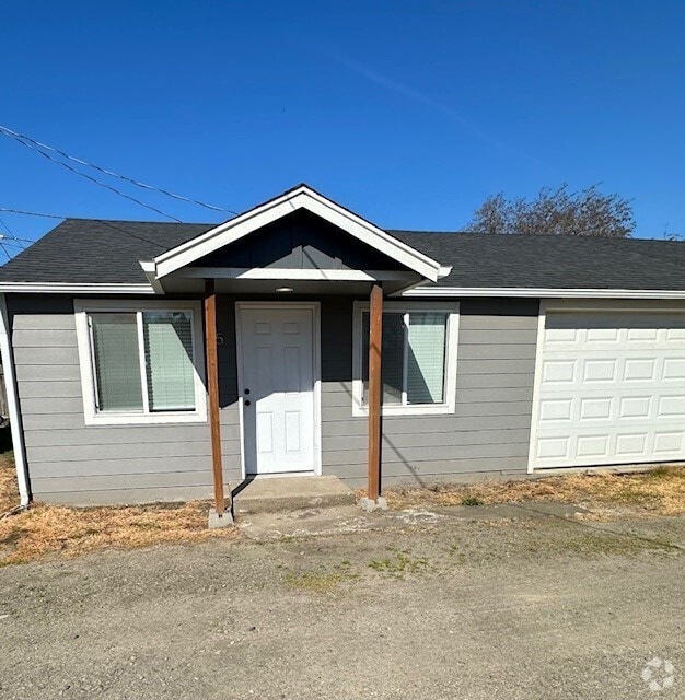 Building Photo - Claxter Ct. Unit 2 Rental