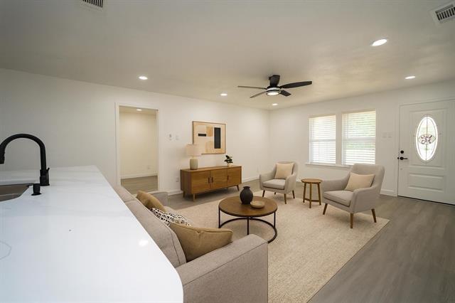 Photo - 404 Westwood Dr