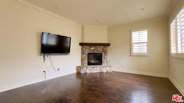 Building Photo - 1011 Green Ln Rental