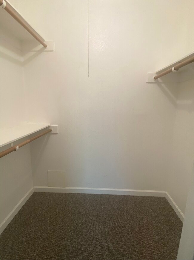 Attached walk-in closet - 5877 N Granite Reef Rd Unit 2222