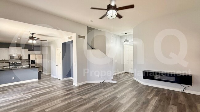Photo - 9231 E Lindner Ave
