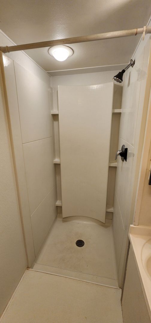 Photo - 2 Bedroom 1 Bath lower apartment - all utilities included!