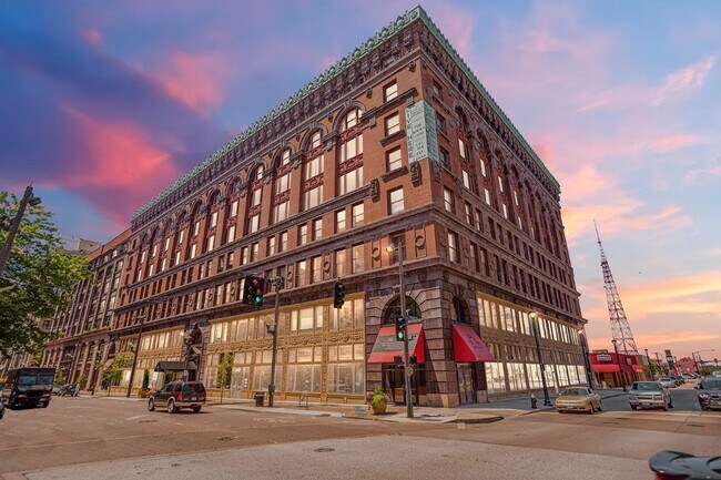 Building Photo - 1209 Washington Ave Unit 511 Rental