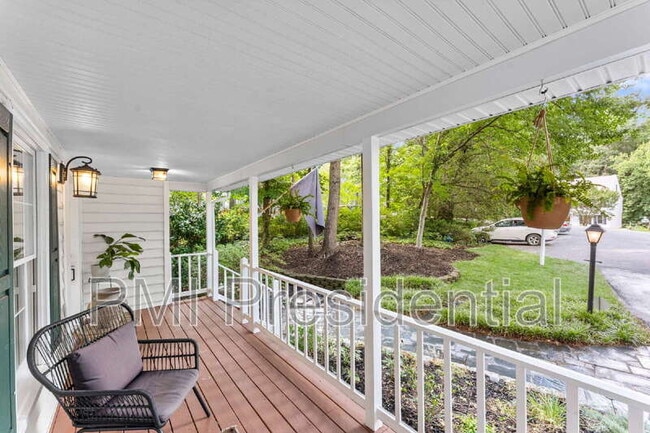 Photo - 1809 Winding Way