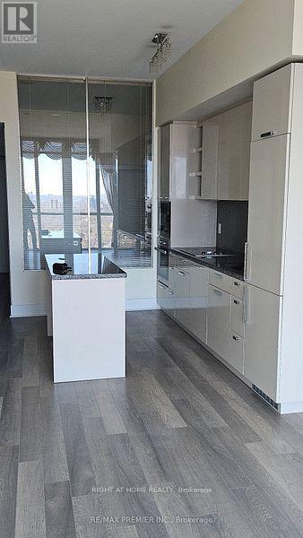 Photo - 32 Davenport Rd Unit 2705